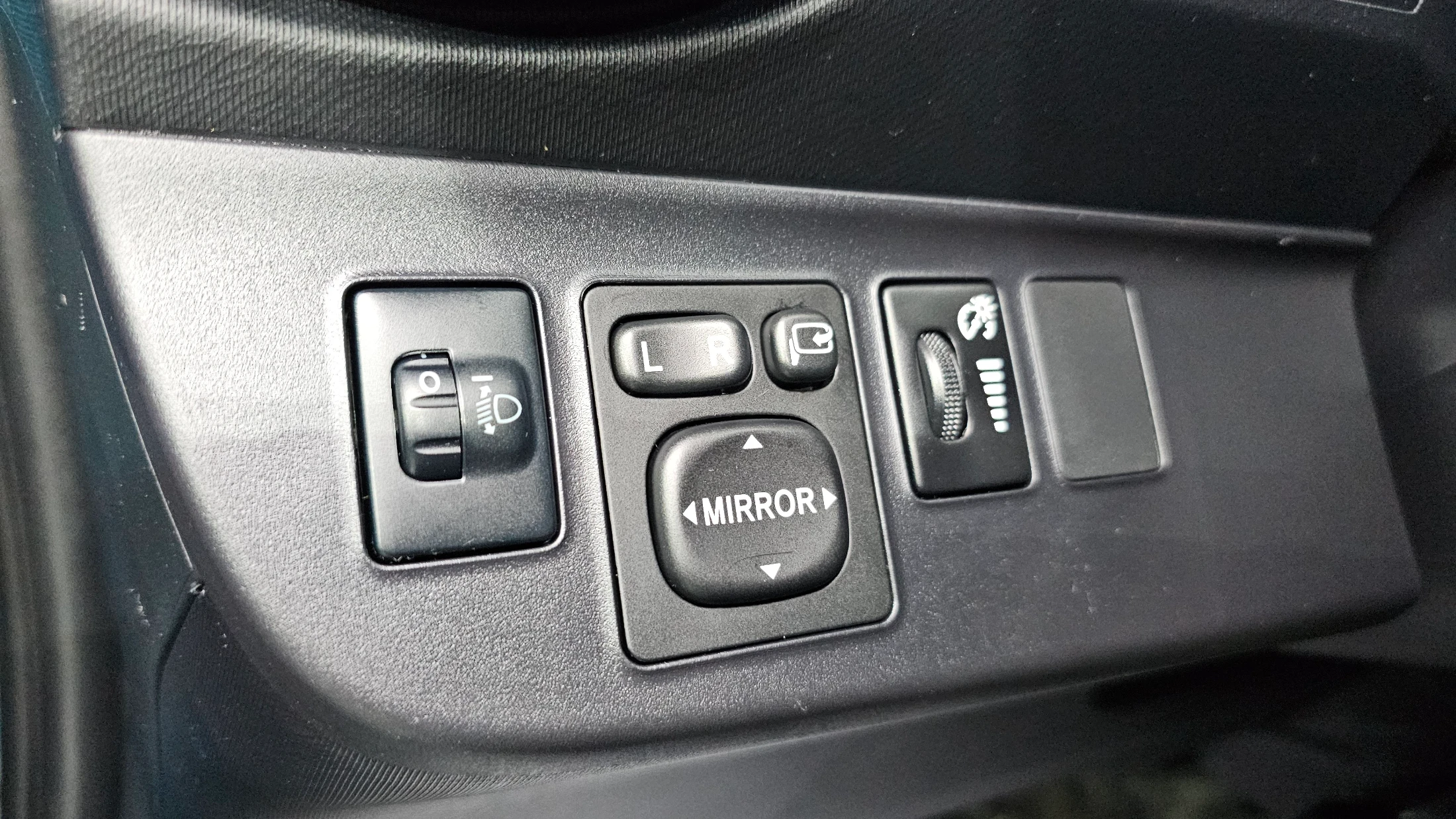 Toyota Prius C, 2018 — фото 14
