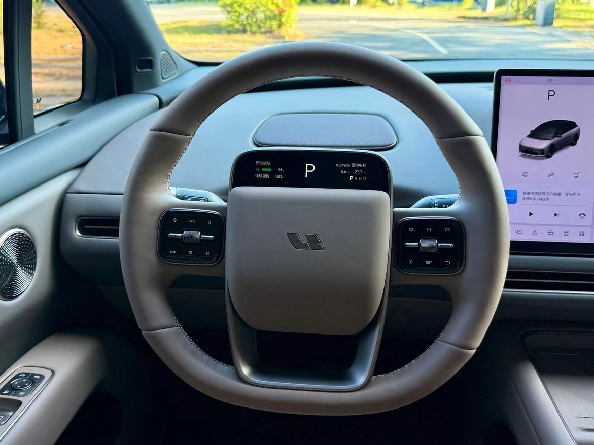 Li Auto ideal i6, 2025 — фото 14