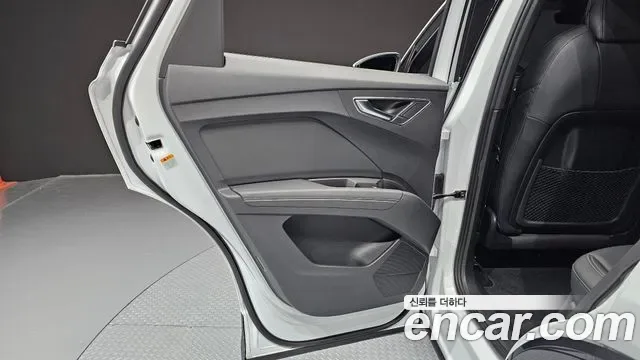 Audi Q4 E-Tron F4, 2022 — фото 25