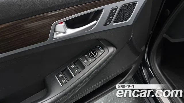 Genesis G80, 2016 — фото 15