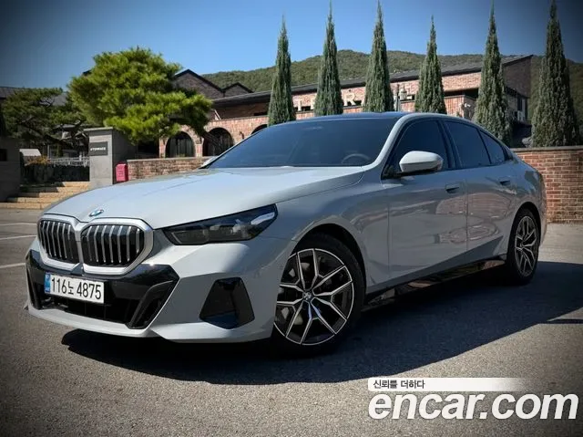 BMW 5-Series G60