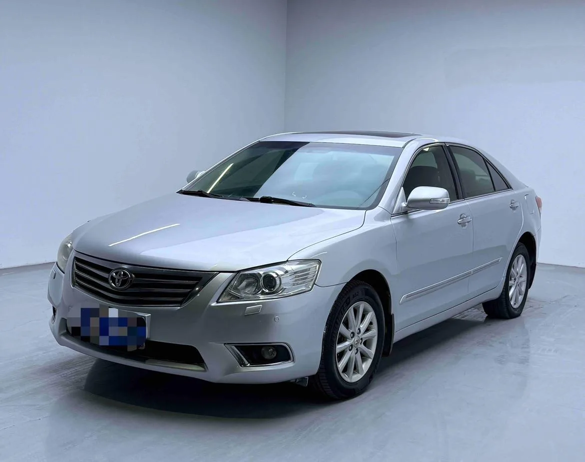 Toyota Camry, 2010 — внешний вид автомобиля