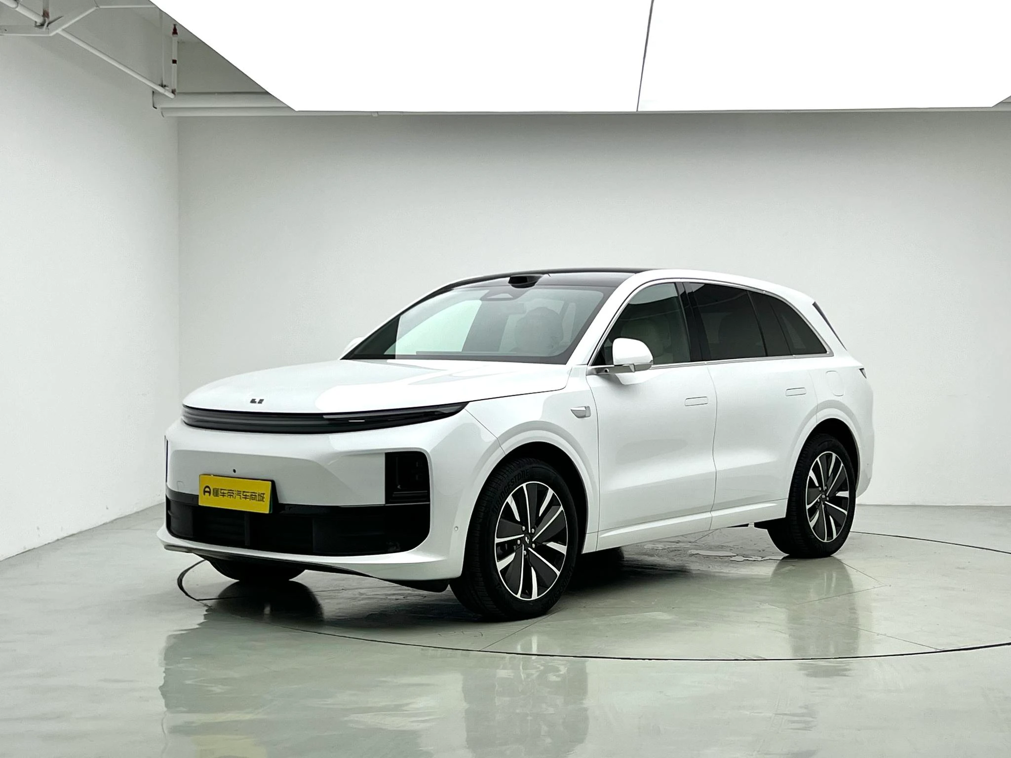 Li Auto Ideal L6