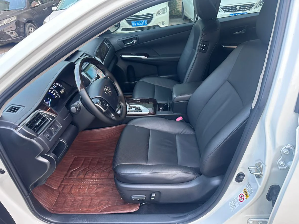 Toyota Camry, 2015 — фото 10