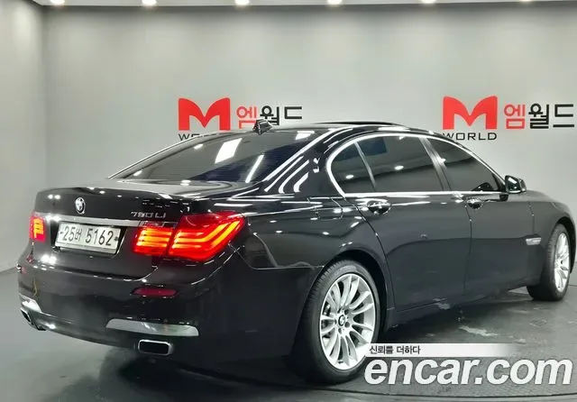BMW 7-Series F01, 2010 — фото 3