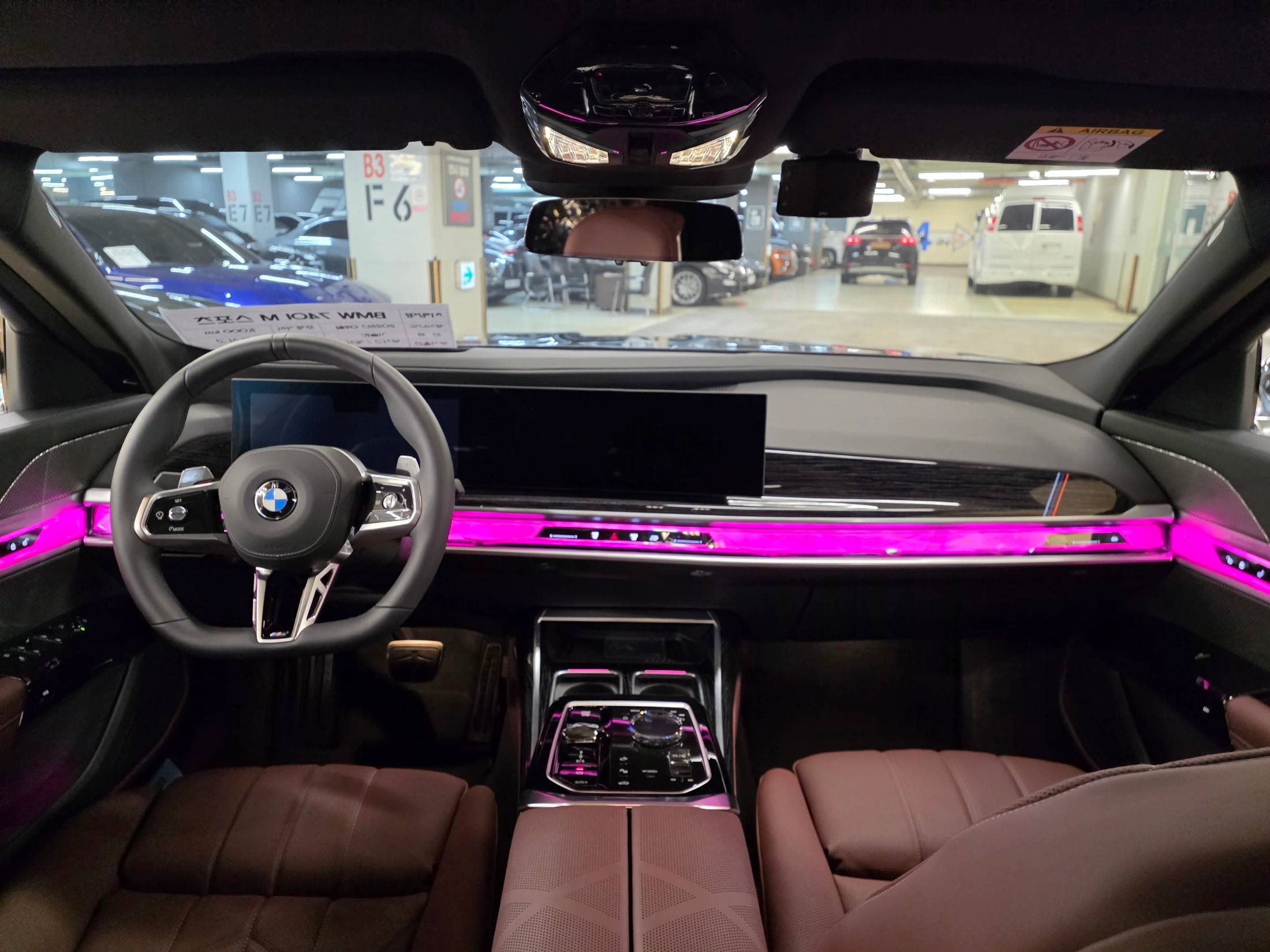BMW 7-Series G70, 2025 — фото 17