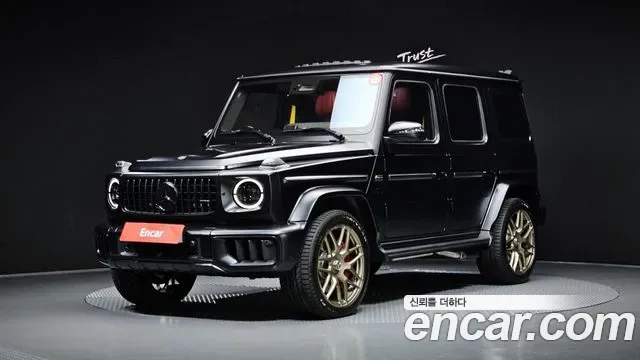 Mercedes-Benz G-Class W465