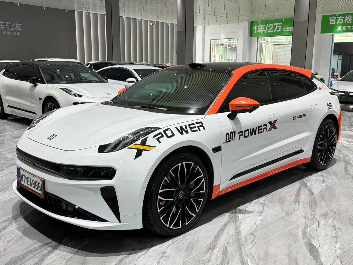 ZEEKR 001