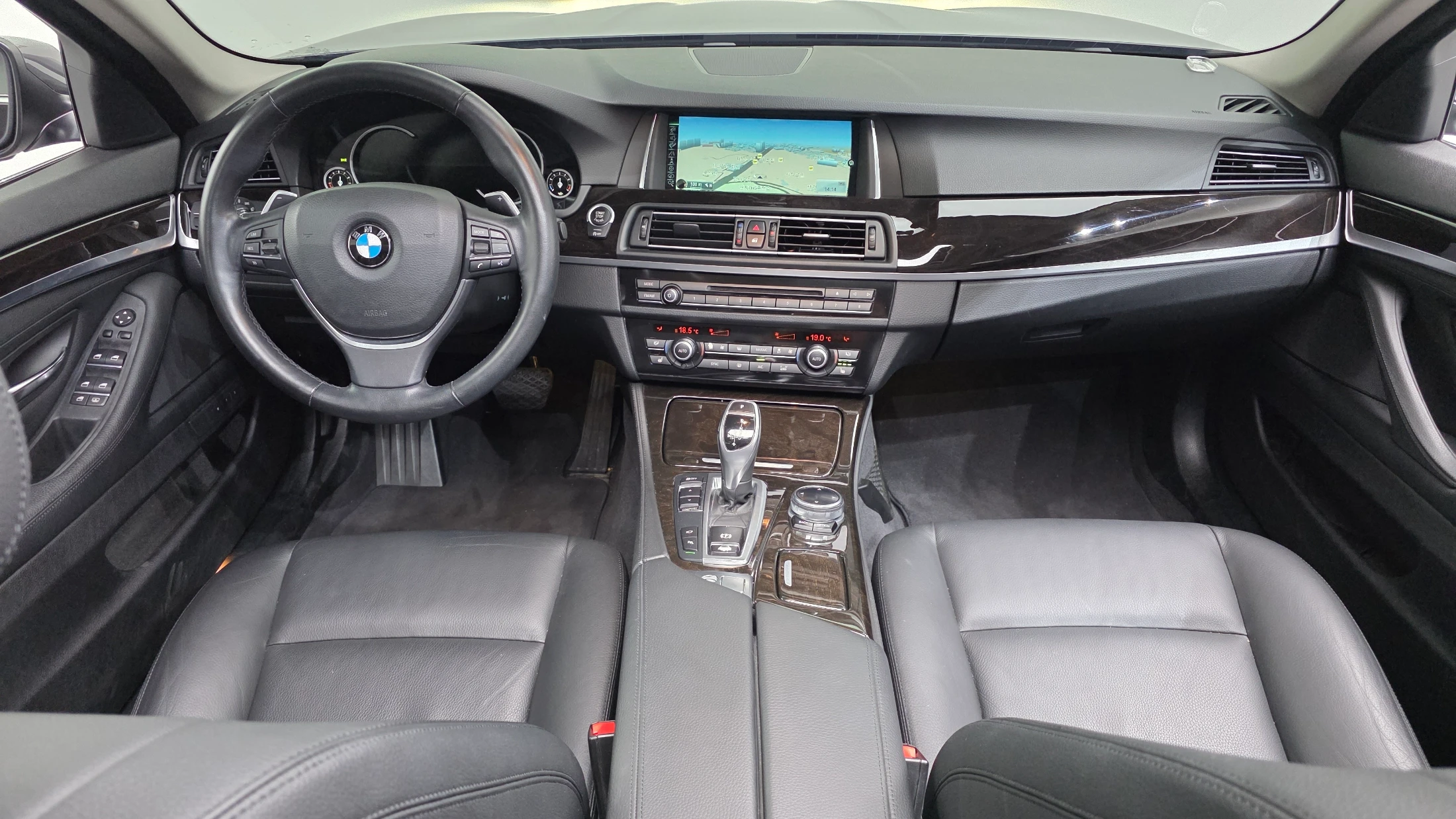BMW 5-Series F10, 2014 — фото 7