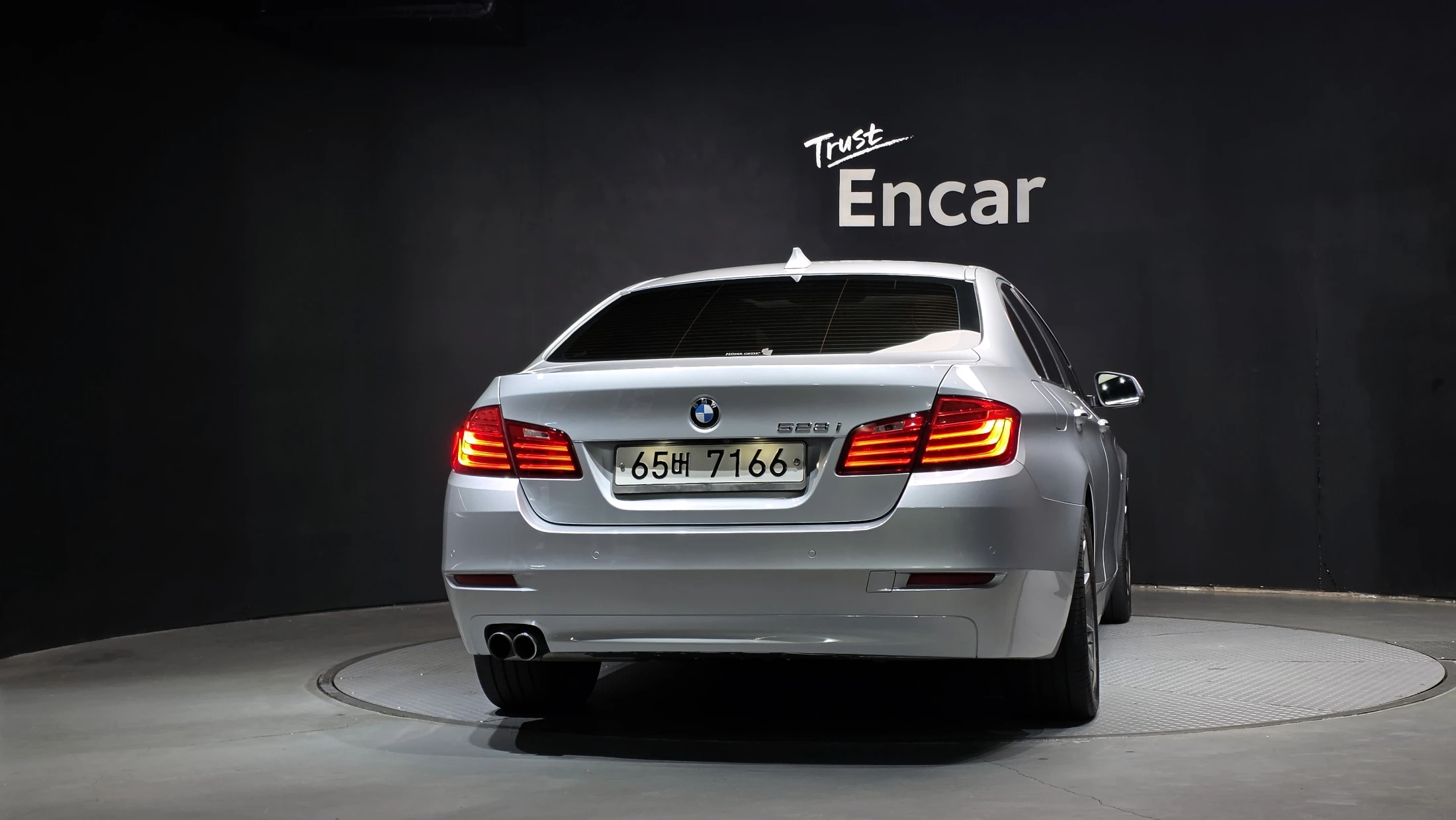 BMW 5-Series F10, 2014 — фото 4