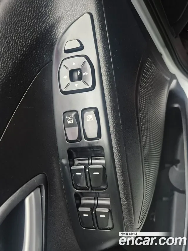 Hyundai Tucson ix, 2013 — фото 16