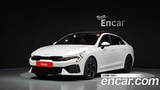 Kia K5 Hybrid