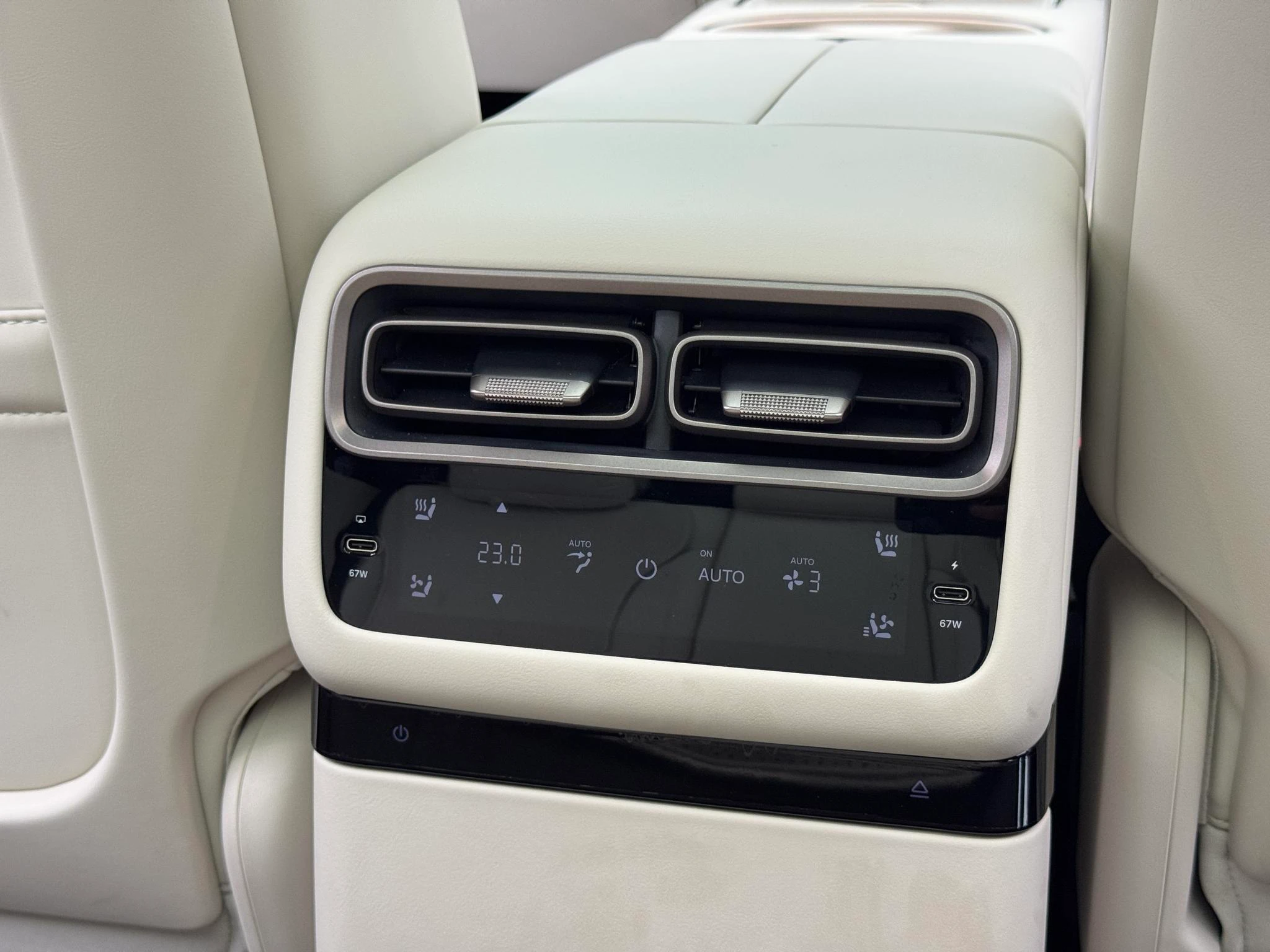 Li Auto ideal i6, 2025 — фото 26