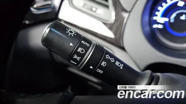 Hyundai Grandeur HG Hybrid, 2014 — фото 17
