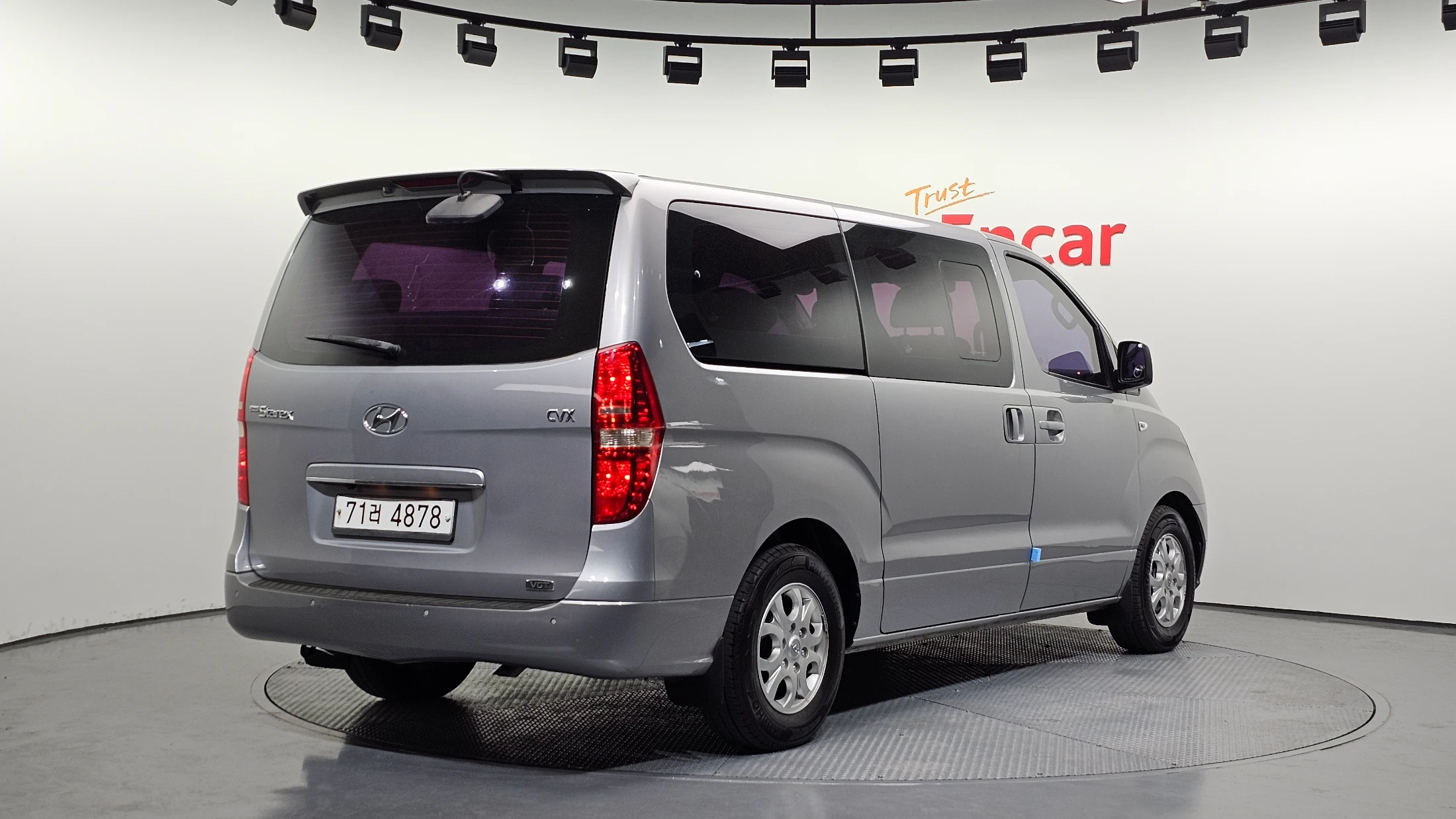 Hyundai Starex Grand Starex, 2012 — фото 2