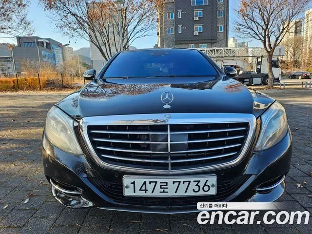 Mercedes-Benz S-Class W222