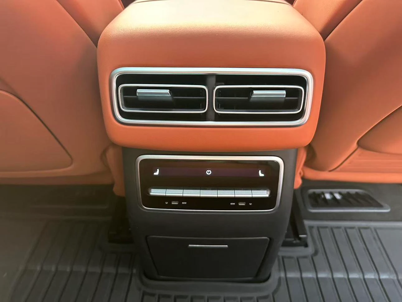 Li Auto Ideal L7, 2023 — фото 19
