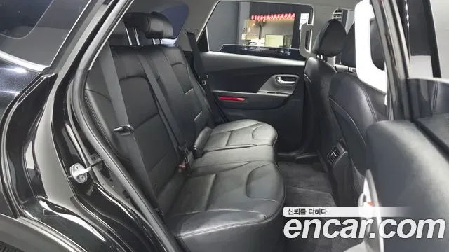 Kia Niro Plus, 2022 — фото 12