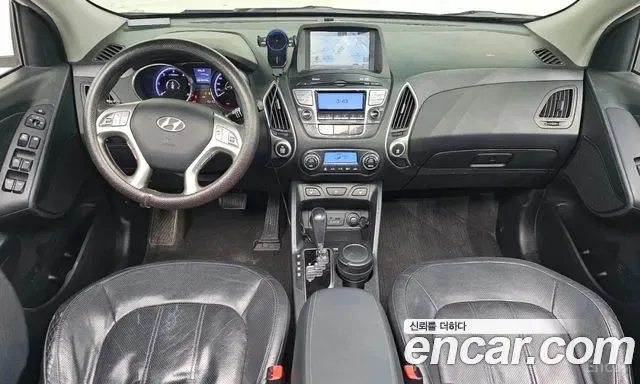 Hyundai Tucson ix, 2012 — фото 7