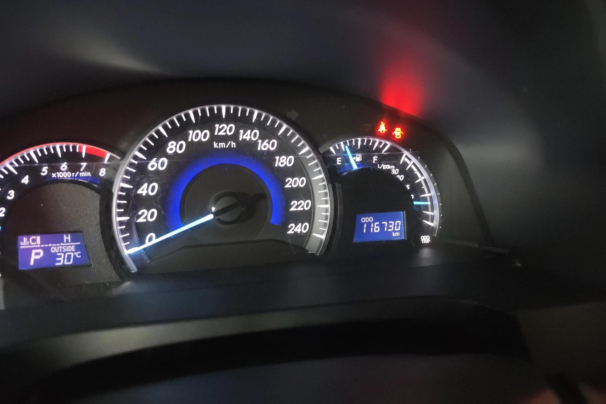 Toyota Camry, 2016 — фото 17