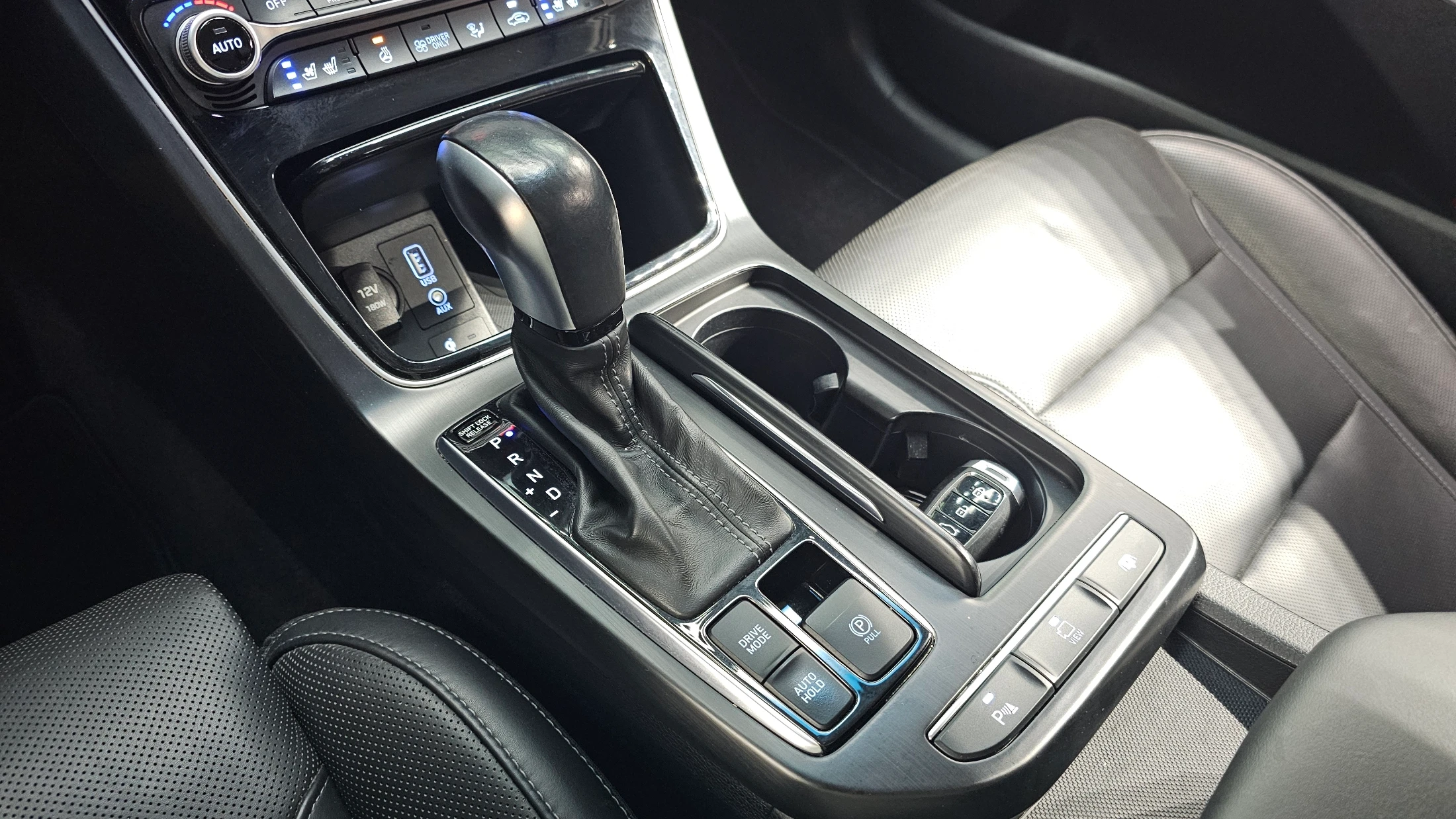 Hyundai Grandeur Ig Hybrid, 2017 — фото 9