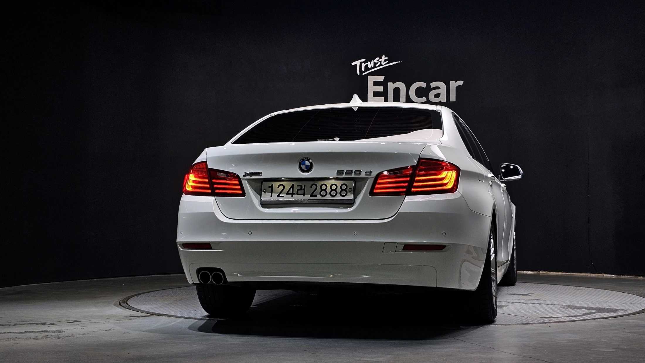 BMW 5-Series F10, 2014 — фото 4