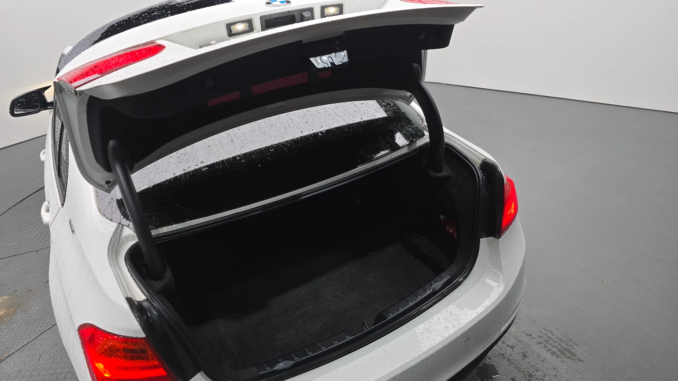 BMW 3-Series F30, 2012 — фото 20