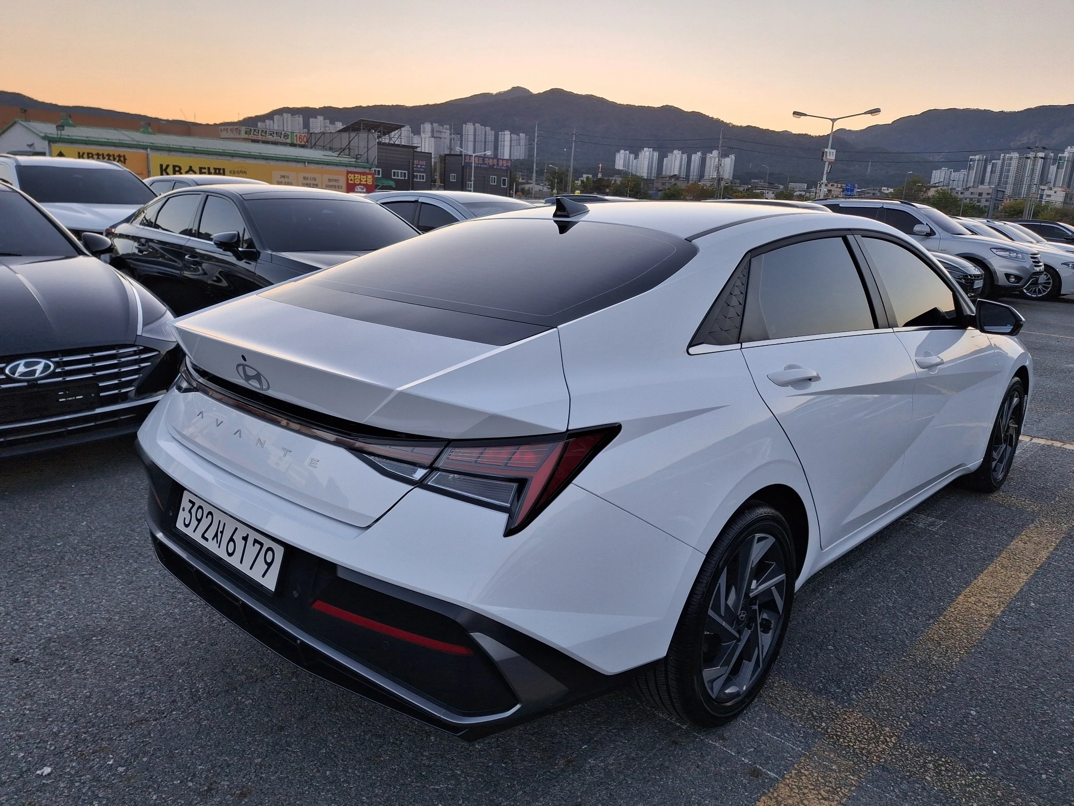 Hyundai Avante CN7, 2025 — фото 6