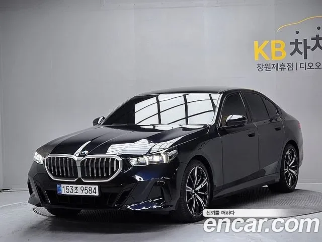 BMW 5-Series G60