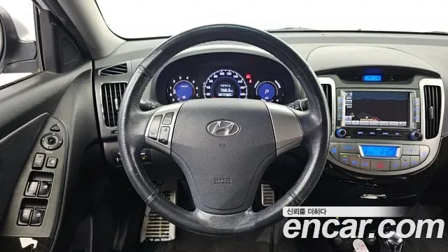 Hyundai Avante Hybrid, 2010 — фото 15