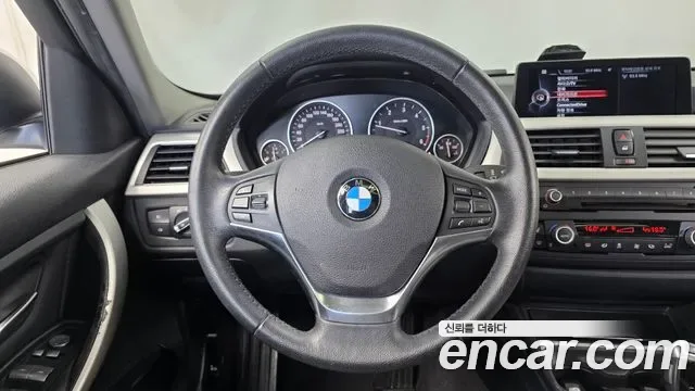 BMW 3-Series F30, 2013 — фото 13