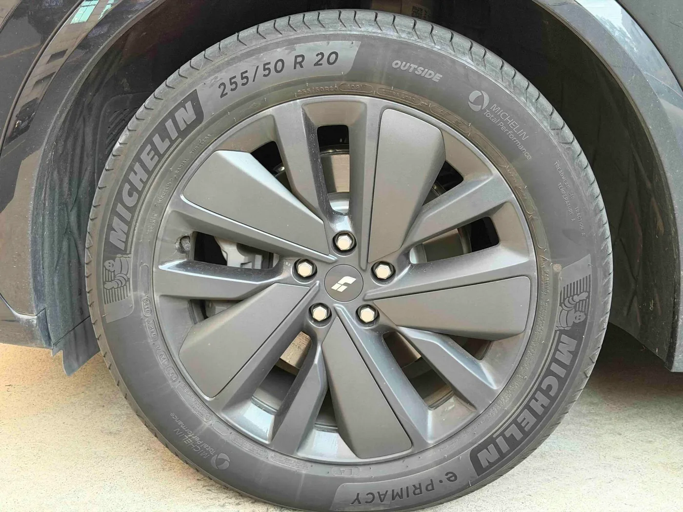 Li Auto Ideal L8, 2025 — фото 12