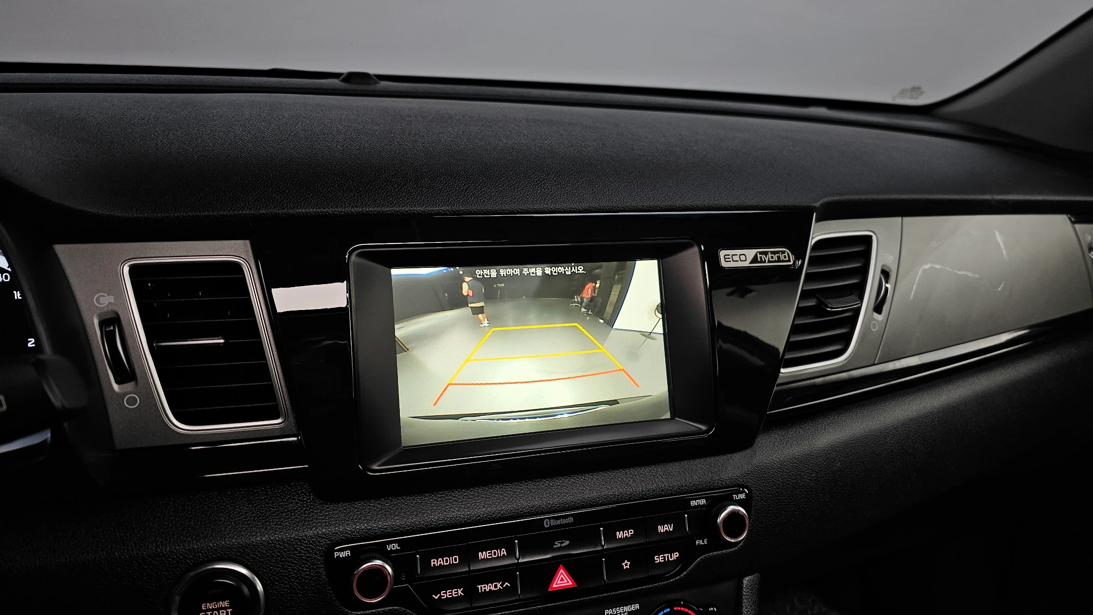 Kia Niro, 2018 — фото 16