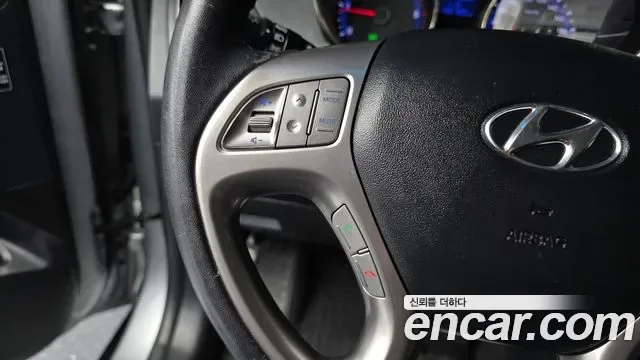 Hyundai Tucson ix, 2011 — фото 17