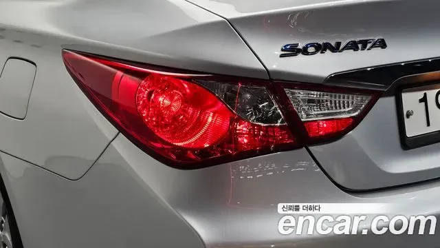 Hyundai Sonata Hybrid, 2013 — фото 23