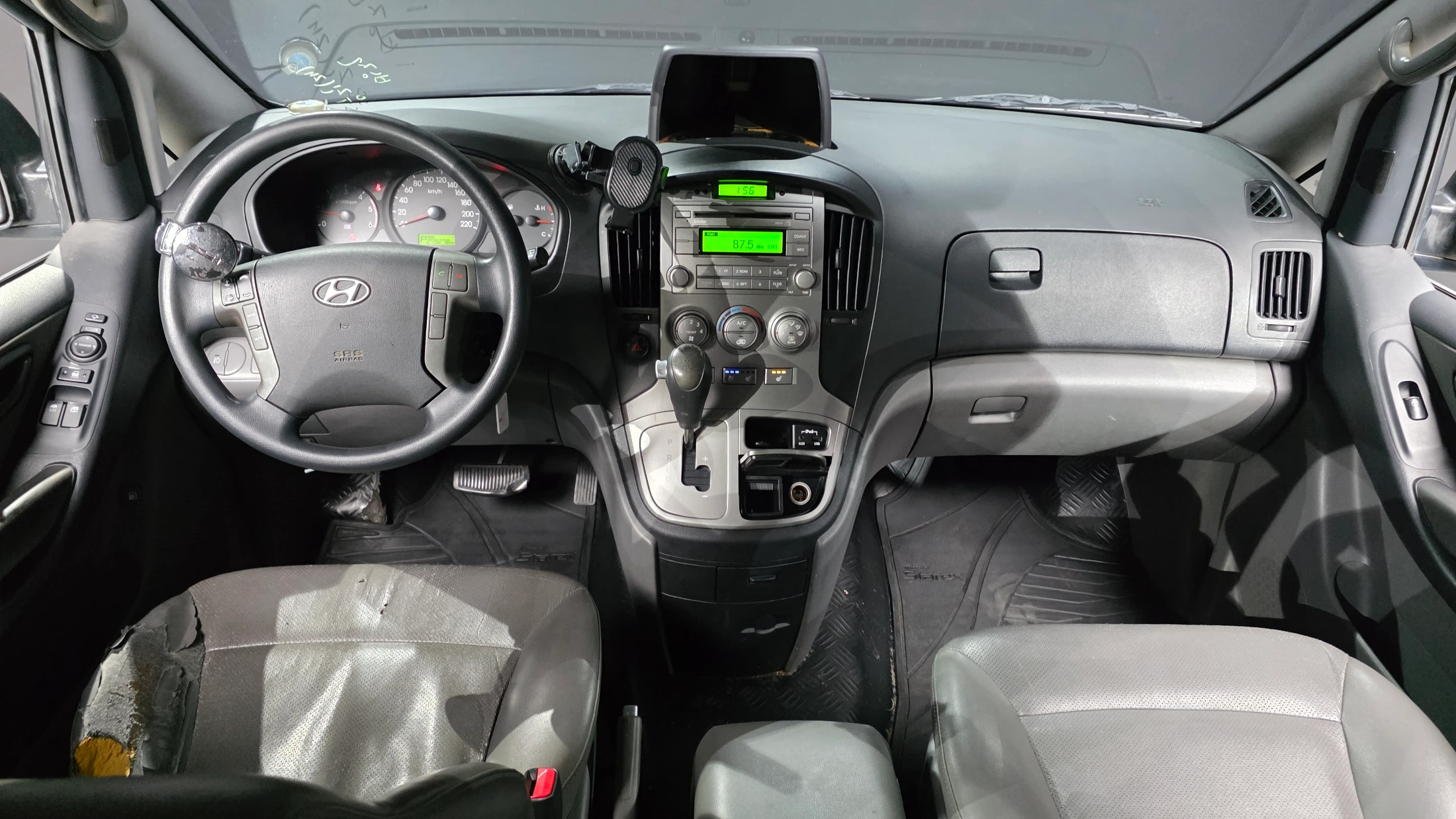 Hyundai Starex Grand Starex, 2012 — фото 7