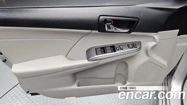 Toyota Camry, 2013 — фото 25