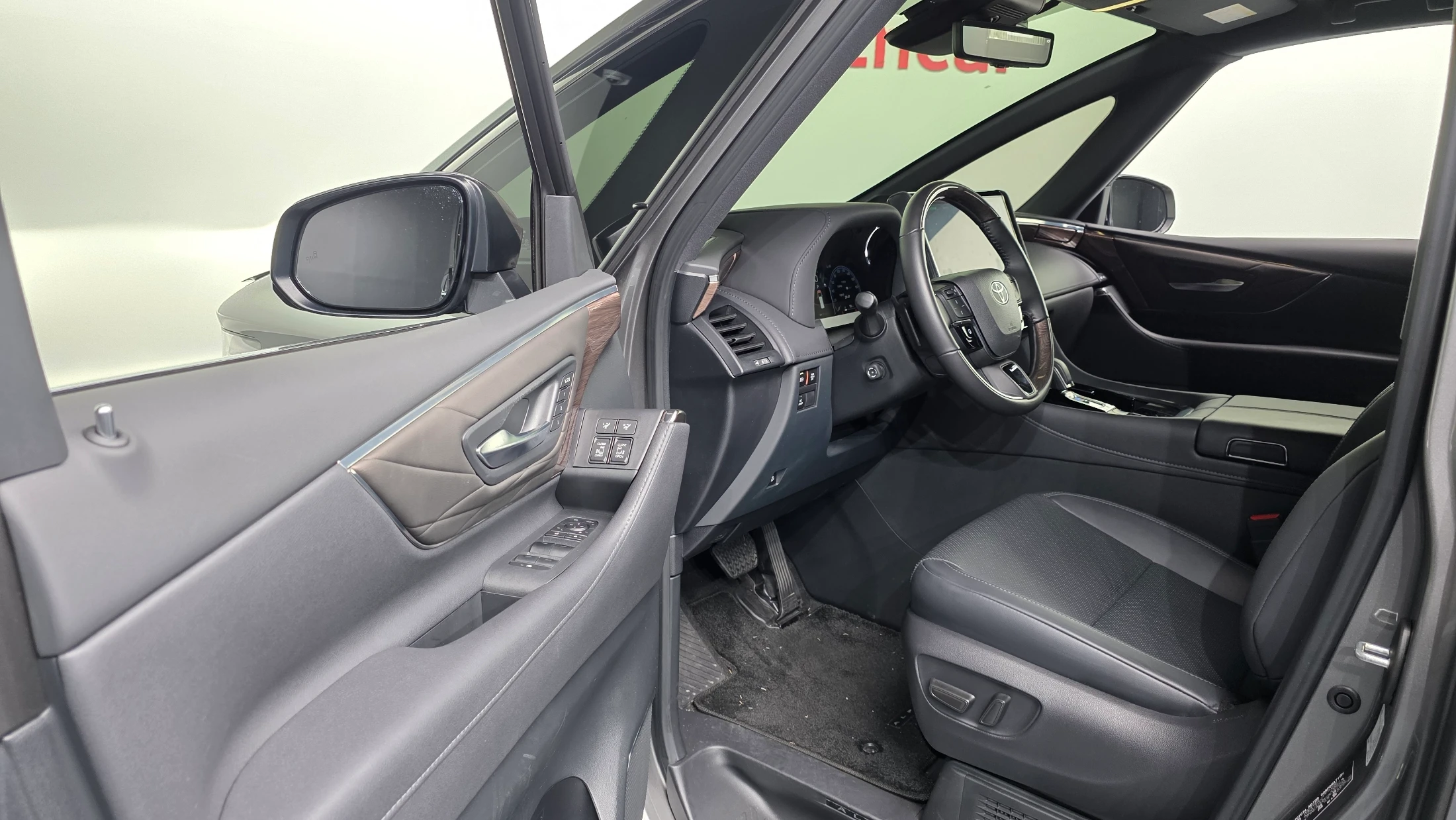 Toyota Alphard Alpad, 2025 — фото 10