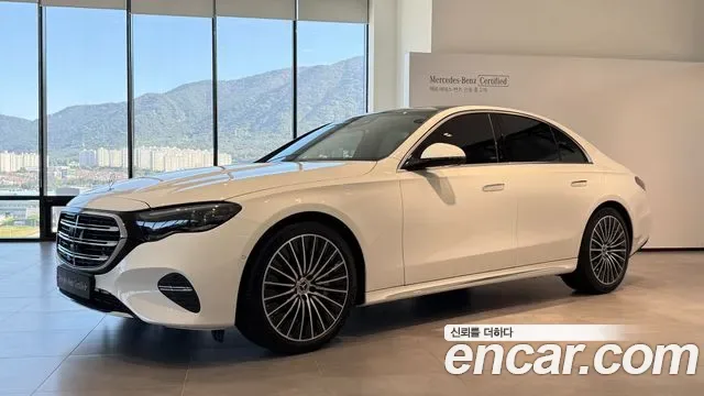 Mercedes-Benz E-Class W214