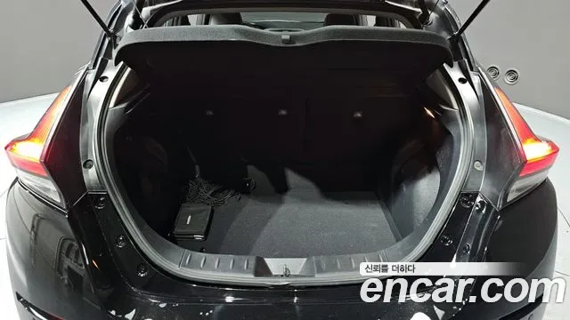 Nissan Leaf ZE1, 2019 — фото 20