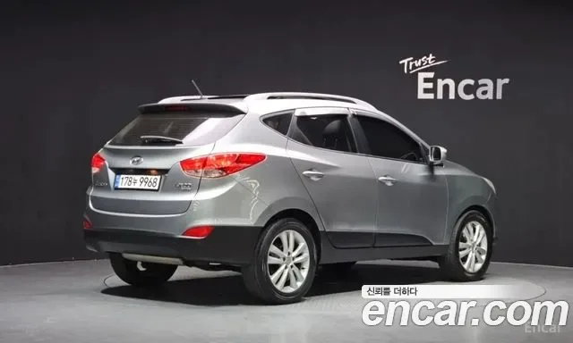 Hyundai Tucson ix, 2012 — фото 2