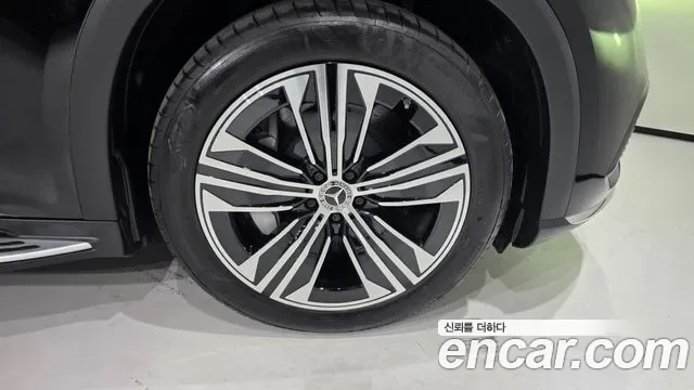 Mercedes-Benz Eqs SUV X296, 2025 — фото 5