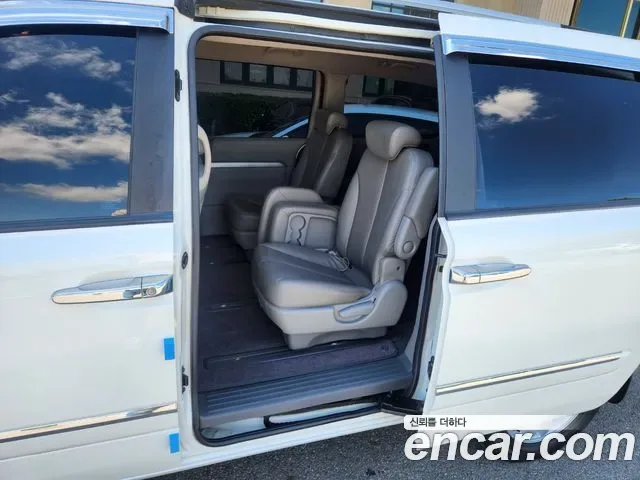 Kia Canival Carnival R, 2012 — фото 7