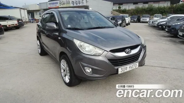 Hyundai Tucson ix, 2010 — фото 3