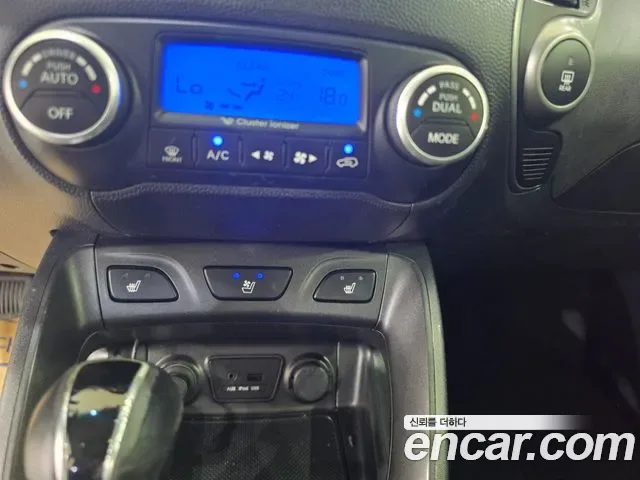 Hyundai Tucson ix, 2013 — фото 10
