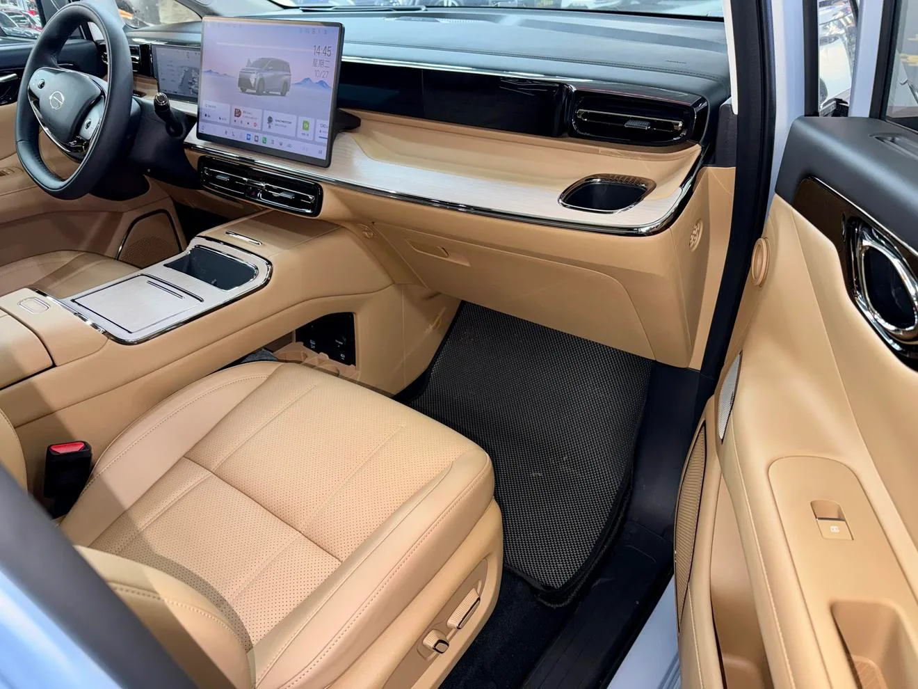 GAC Trumpchi Trumpchi E8 PHEV, 2026 — фото 13