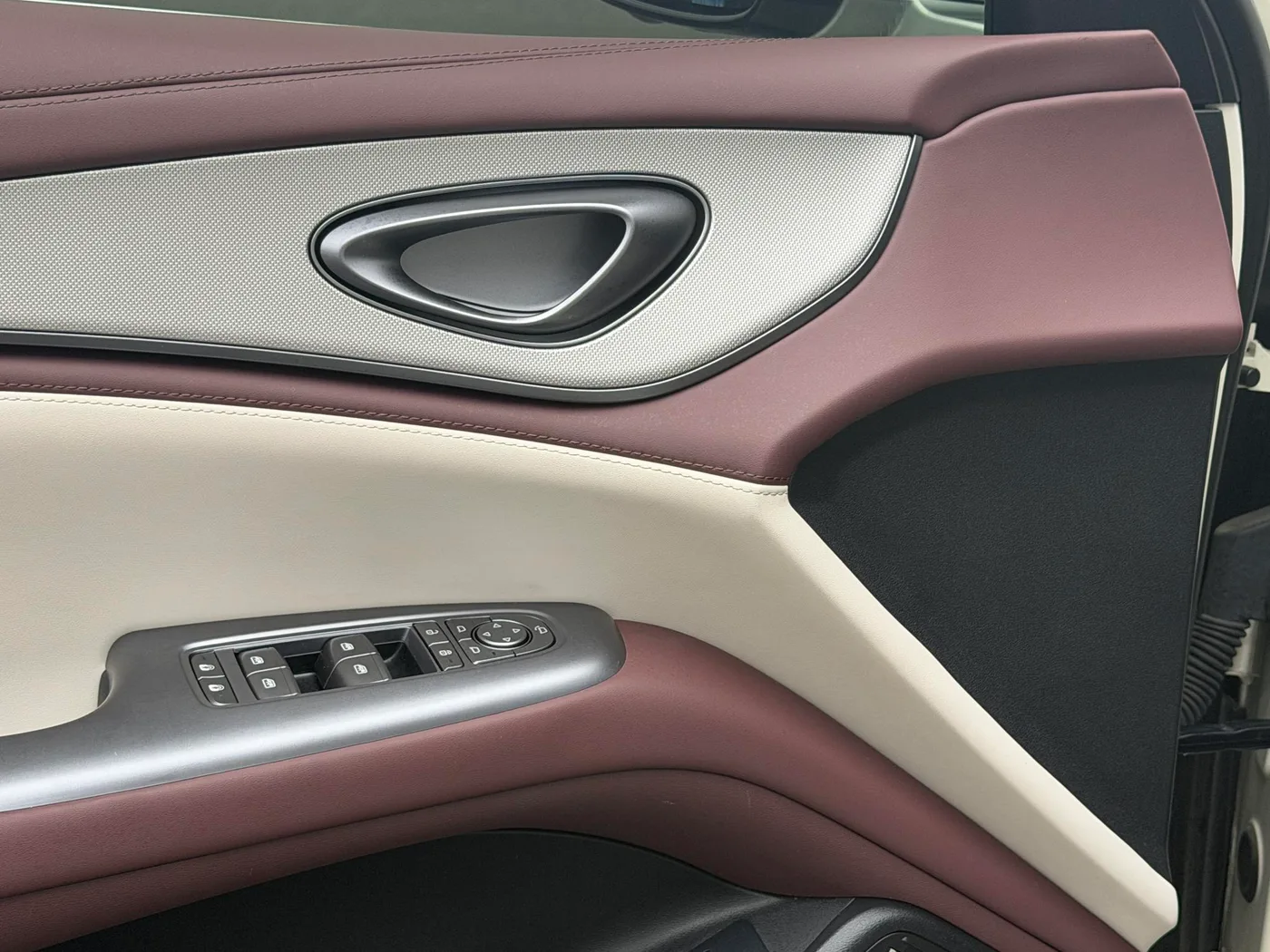 BYD Seal 07DM, 2026 — фото 12