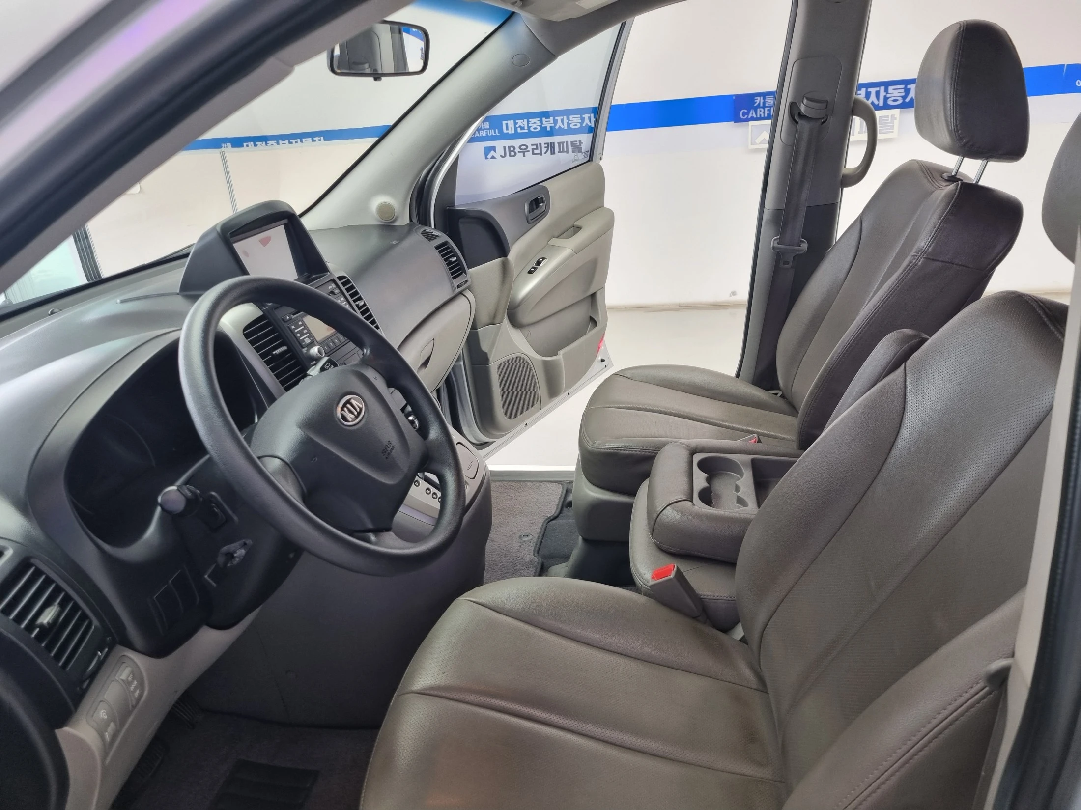Kia Canival Carnival R, 2010 — фото 10