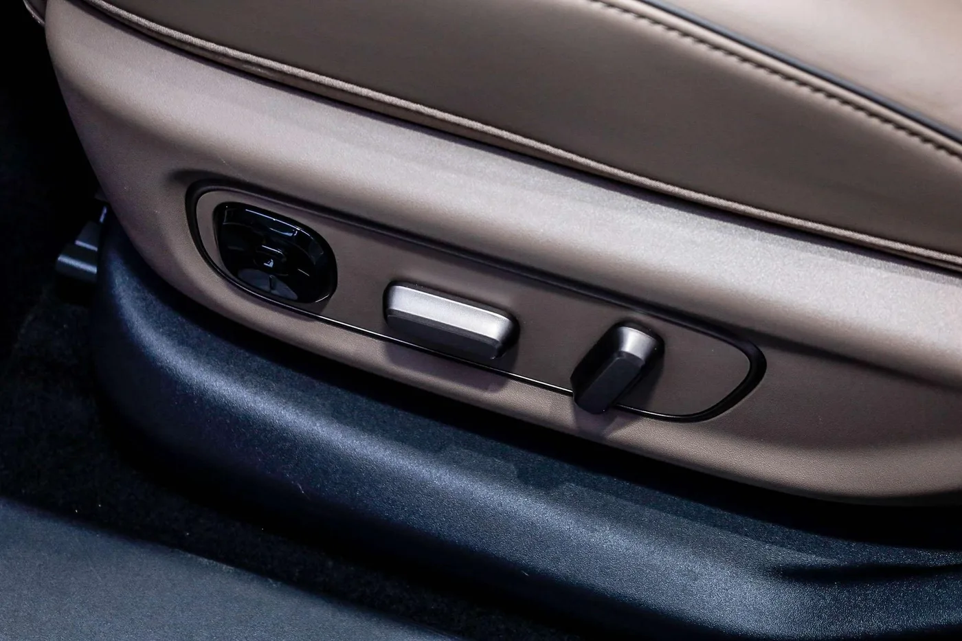 Li Auto ideal i6, 2025 — фото 12