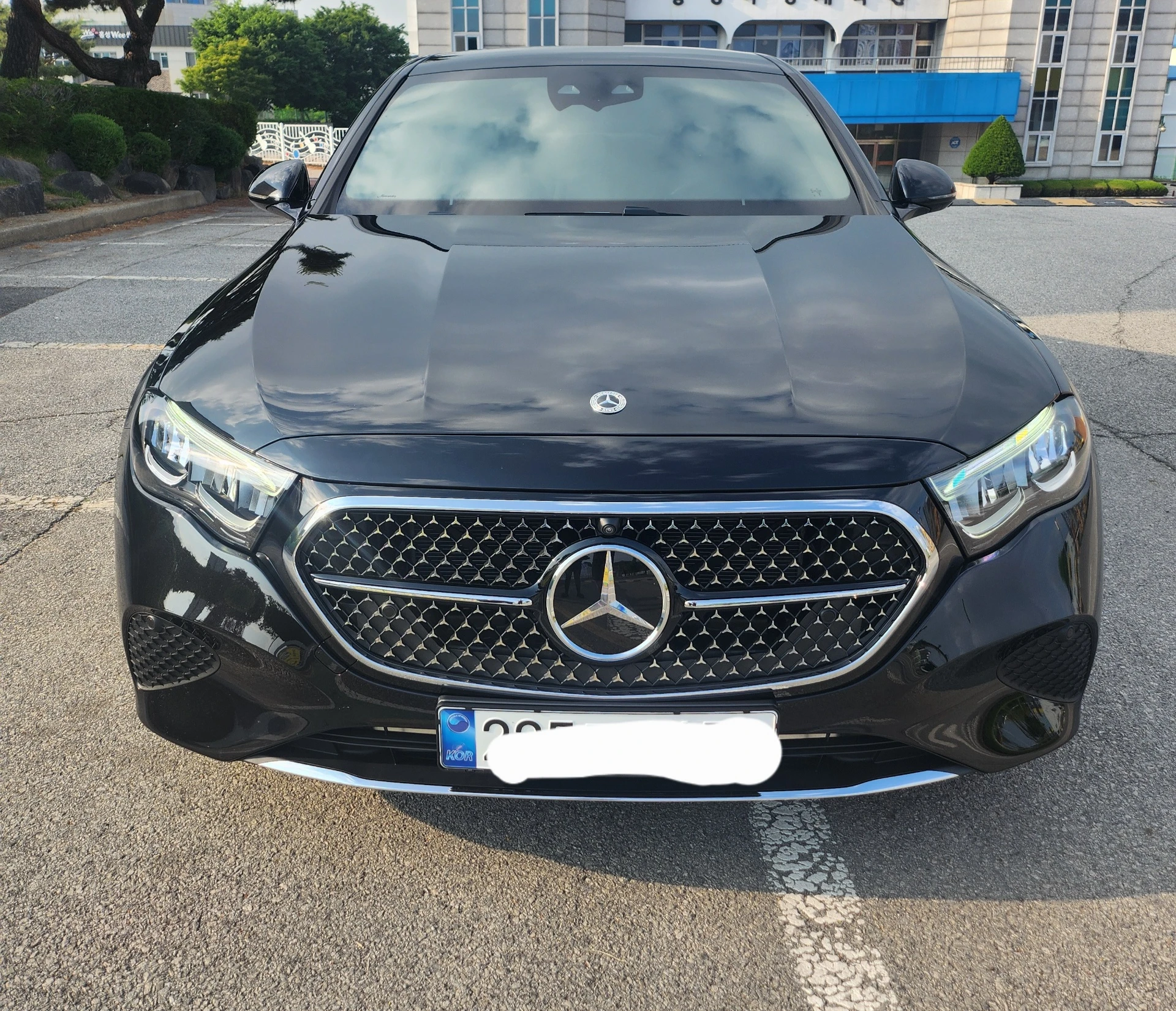 Mercedes-Benz E-Class W214